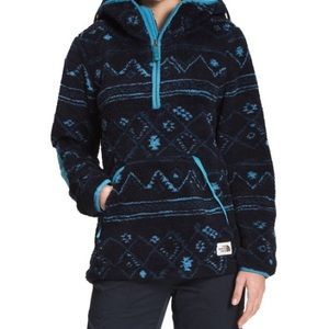 New North Face Women's Hoodie